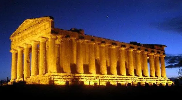 ホテル Baia Dei Turchi Locazione Turistica レアルモンテ